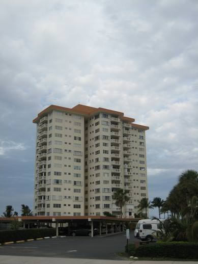 Image 0 of Starlight Towers - Lauderdale-By-The-Sea, FL